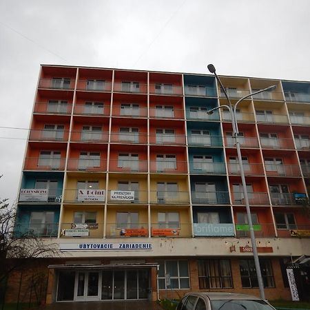 Biznis Centrum / Ubytovna Roznava Exterior photo