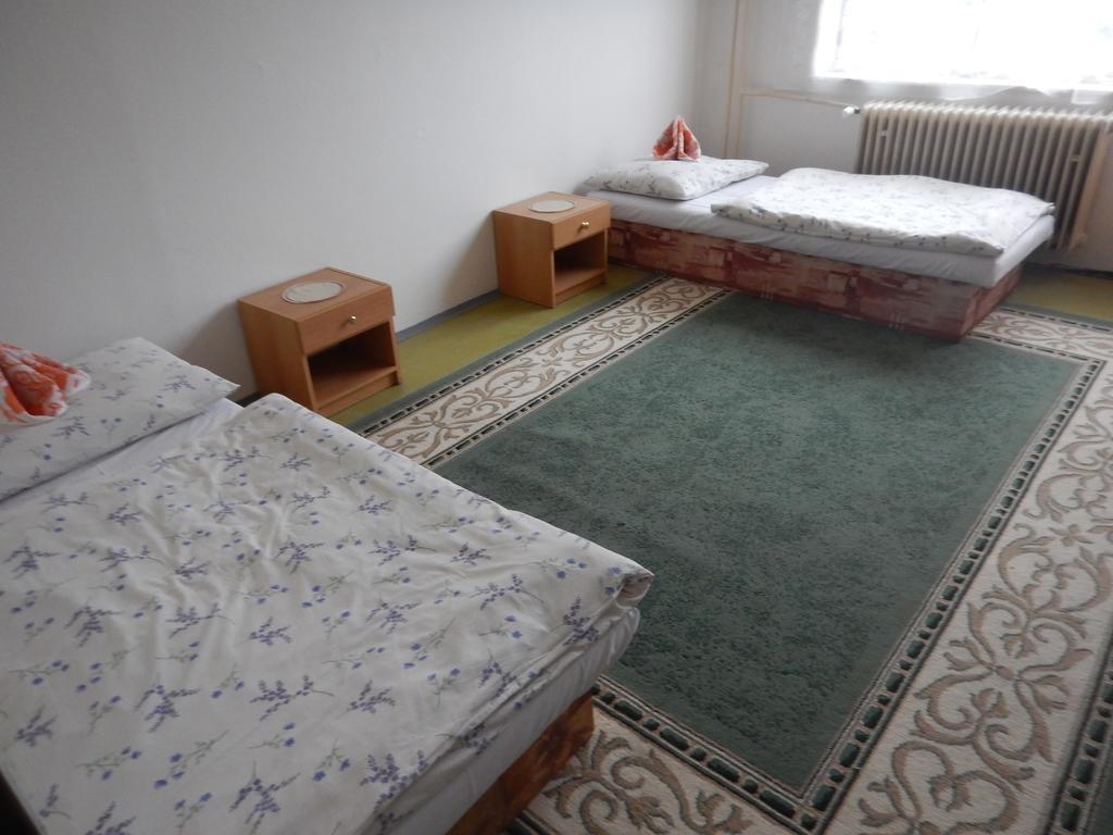 Biznis Centrum / Ubytovna Roznava Room photo
